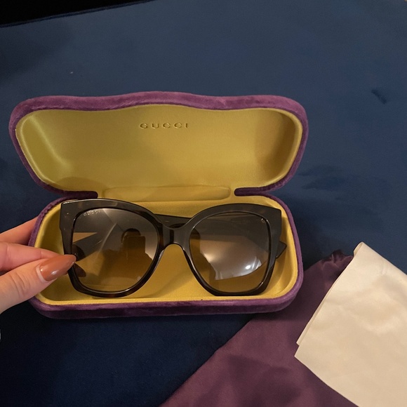 Gucci Sunglasses - Picture 1 of 7